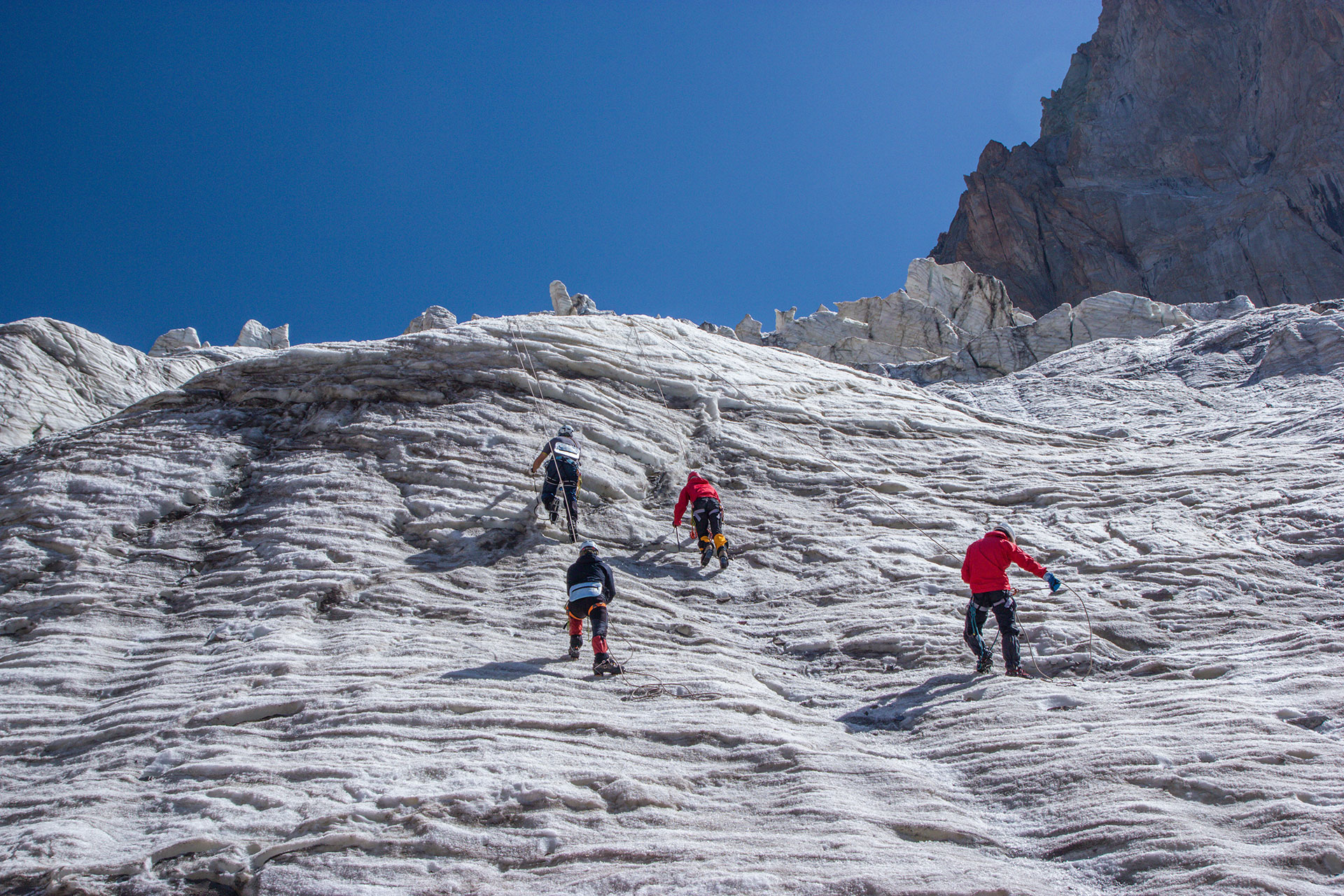 Ice climbing Dolomiti.me